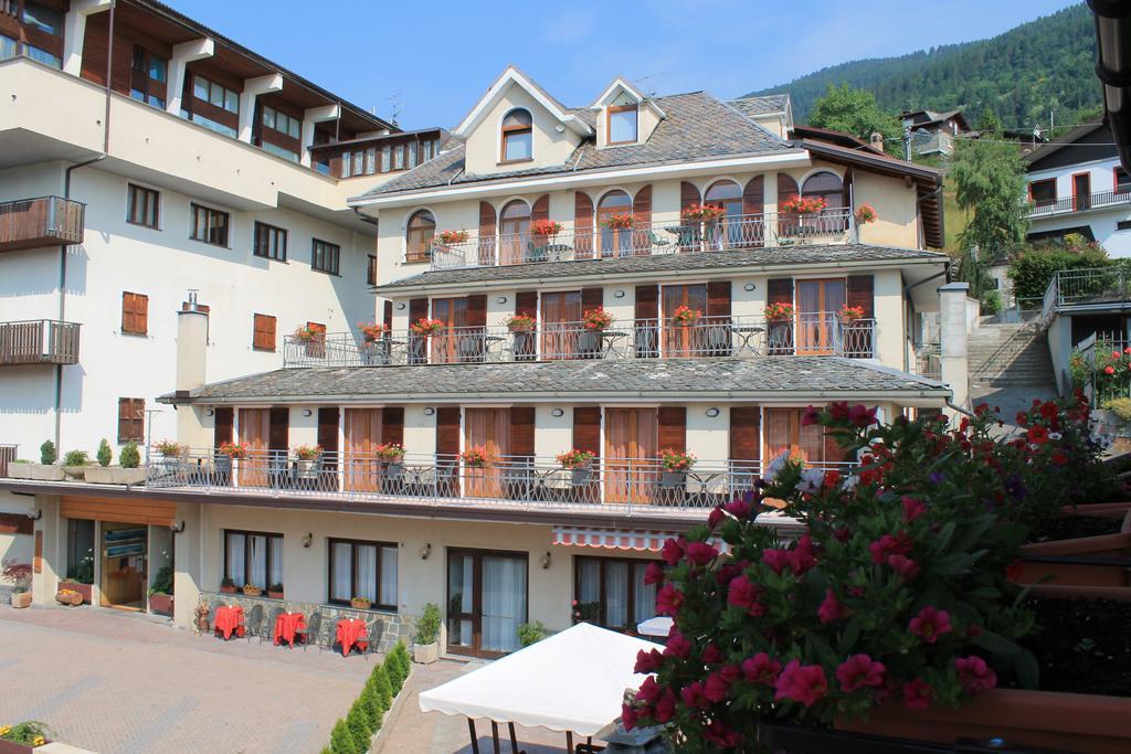 Hotel La Rosa تيجليو المظهر الخارجي الصورة